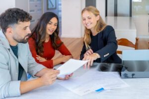 How to Choose the Right Transaction Coordinator for Your Real Estate Business